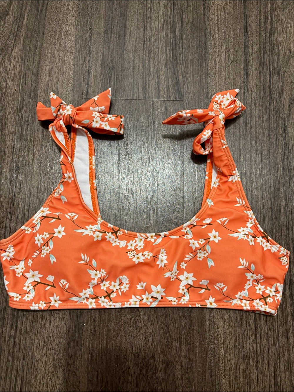 Medium Romwe Bikini top